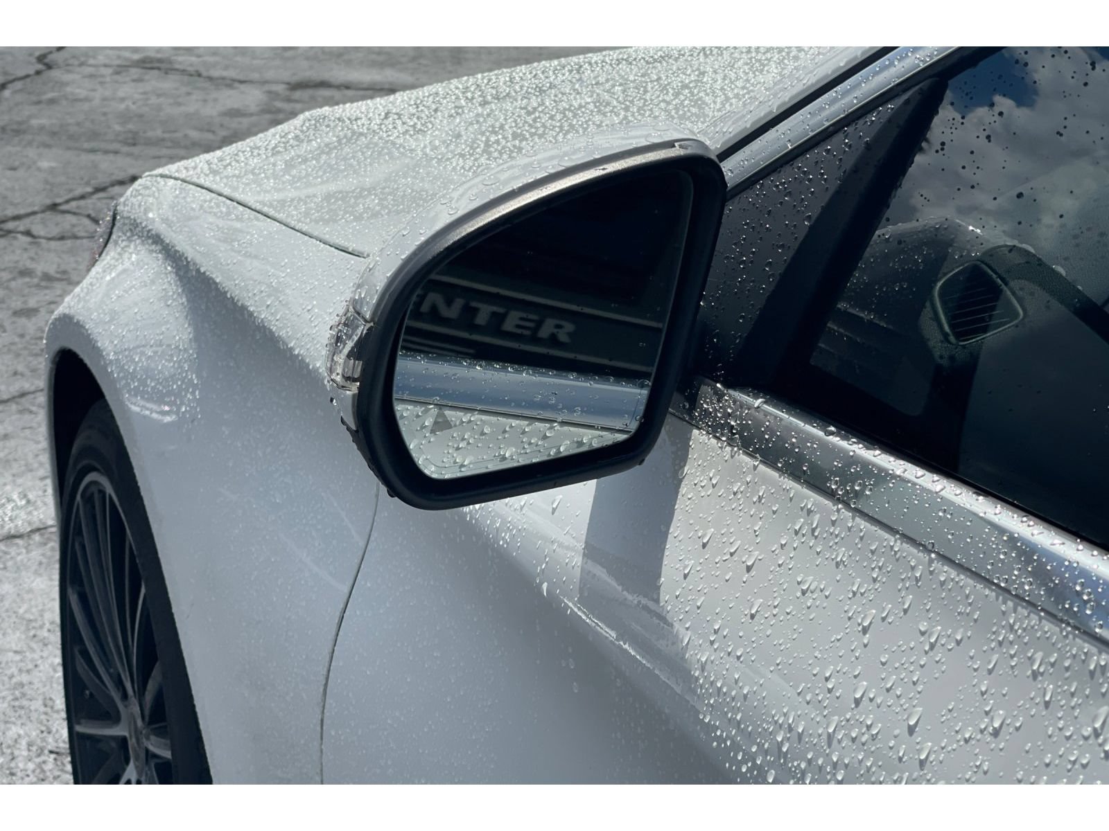 Used 2020 Mercedes-Benz C 300 Sedan image 11