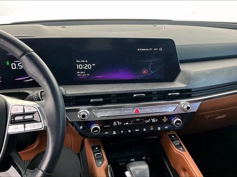 Used 2024 Kia Telluride EX X-Line image 9