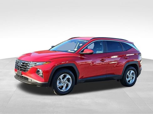 Used 2023 Hyundai Tucson SEL image 3