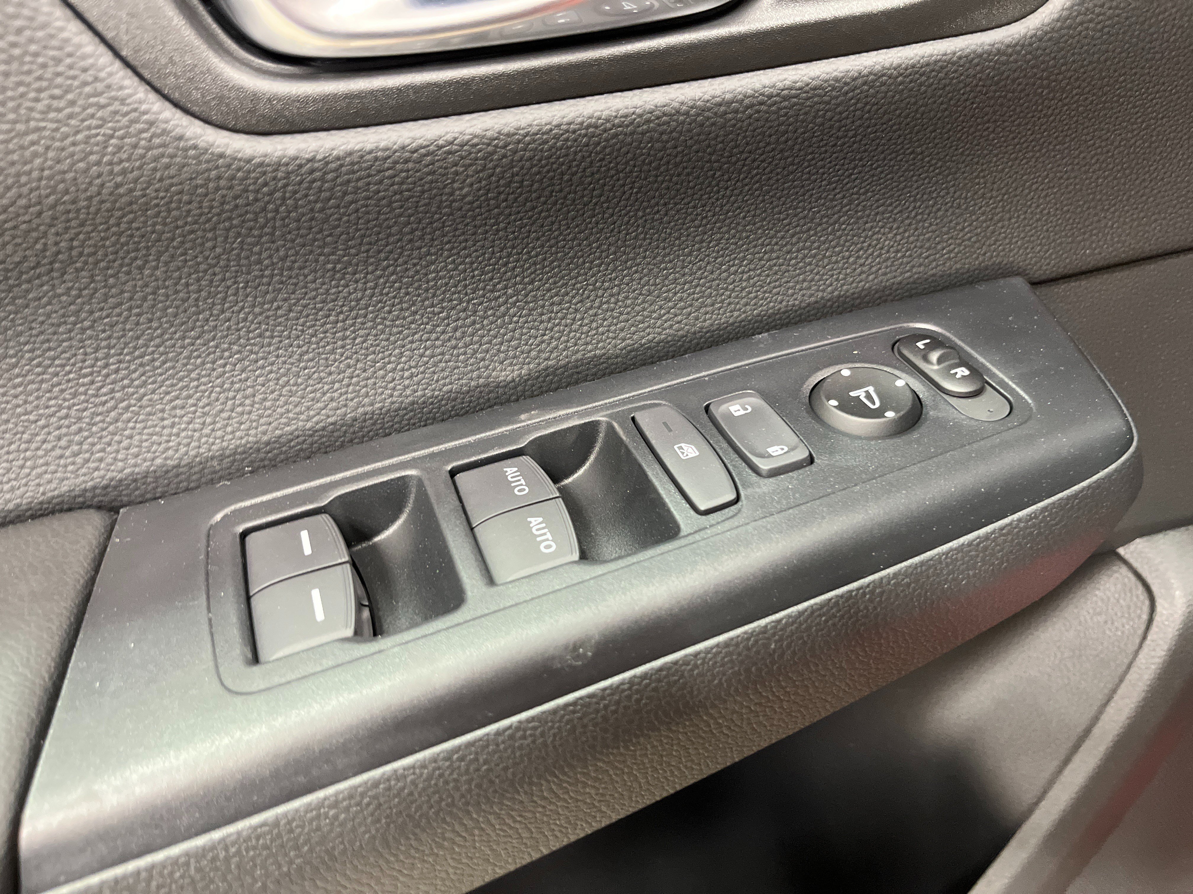 New 2026 Honda CR-V EX image 18