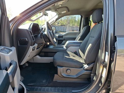 Used 2020 Ford F150 XL w/ Equipment Group 101A Mid AWD/4WD image 14