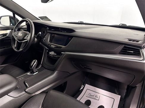 Used 2019 Cadillac XT5 Luxury image 32
