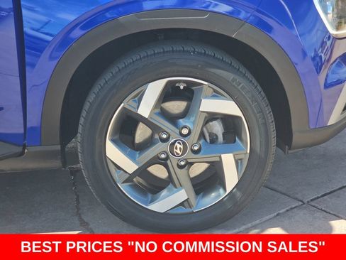 Used 2022 Hyundai Venue Limited FWD image 38