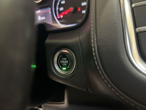 Used 2021 Chevrolet Tahoe Z71 image 16