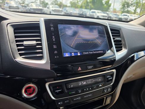 Used 2017 Honda Ridgeline RTL-E image 24