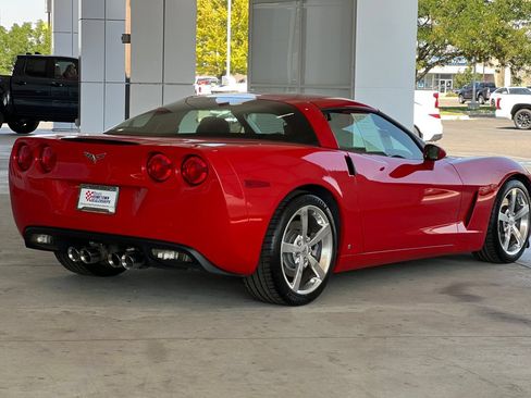 Used 2008 Chevrolet Corvette Coupe w/ Preferred Equipment Group RWD image 4