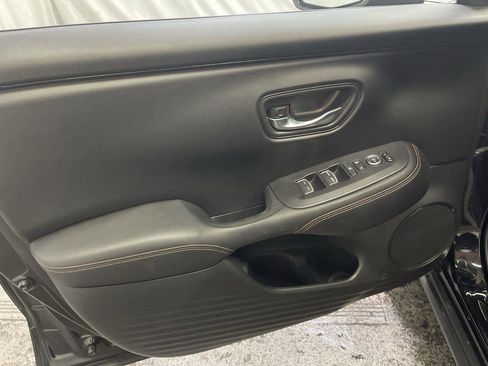 Used 2023 Honda HR-V Sport image 13