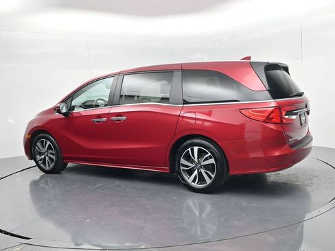 Used 2024 Honda Odyssey Touring image 5