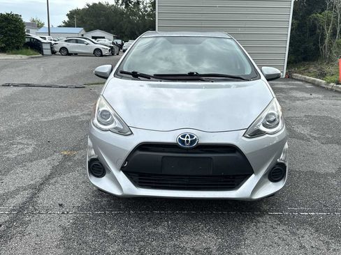 Used 2015 Toyota Prius C One FWD image 9