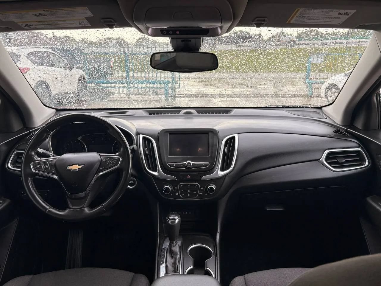 Used 2020 Chevrolet Equinox LT FWD image 17