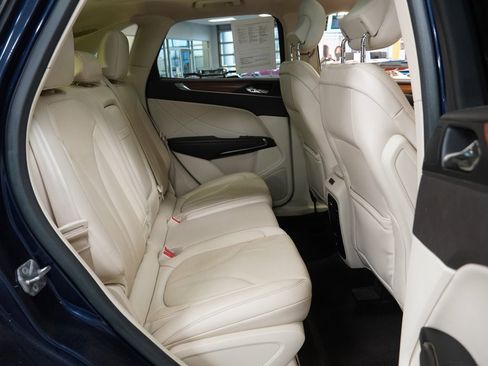 Used 2016 Lincoln MKC Reserve image 29