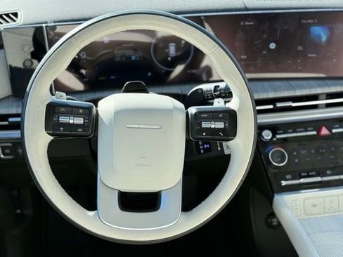Used 2025 Hyundai Santa Fe Calligraphy image 22