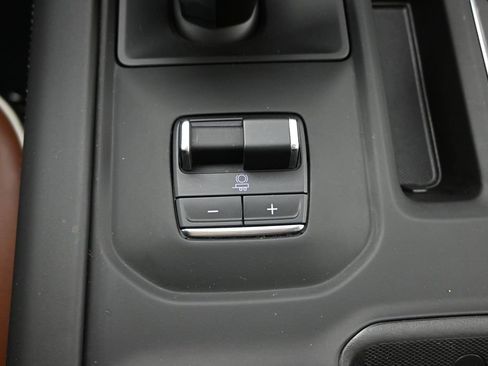 Used 2025 GMC Sierra 1500 Denali Ultimate AWD/4WD image 31