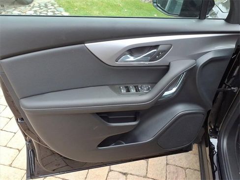 New 2026 Chevrolet Blazer LT image 10