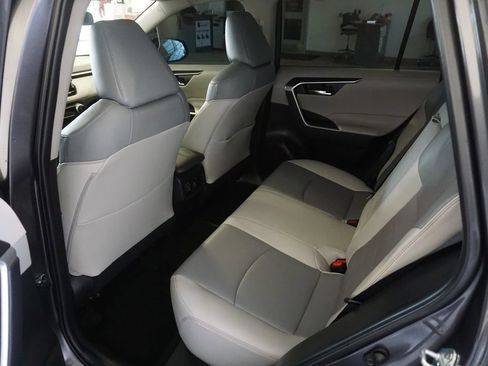 Used 2024 Toyota RAV4 XLE Premium image 22