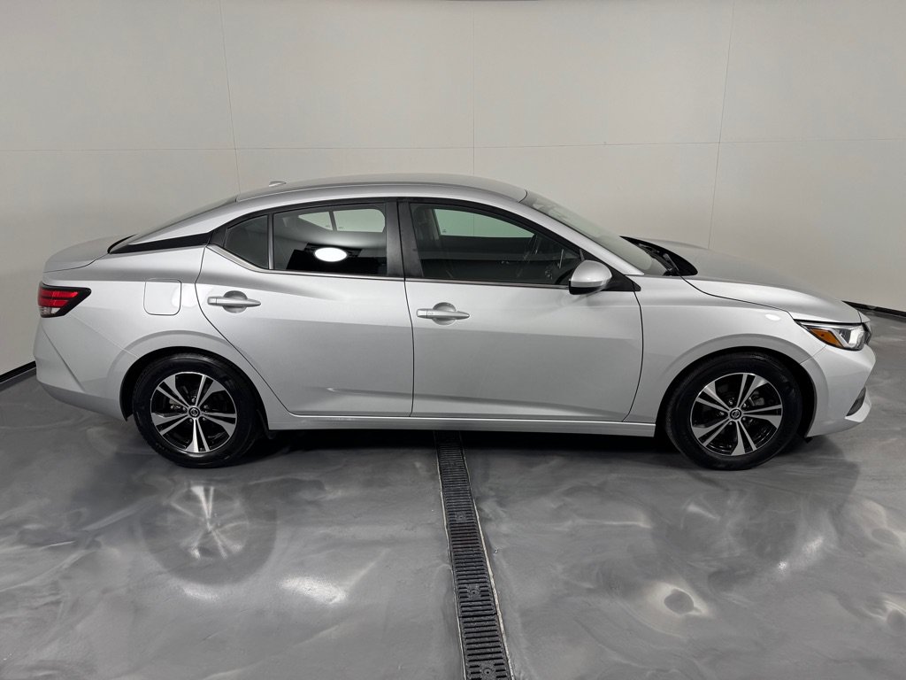 Used 2022 Nissan Sentra SV FWD image 4