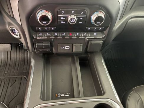 Used 2020 GMC Sierra 1500 SLT w/ SLT Premium Plus Package AWD/4WD image 21