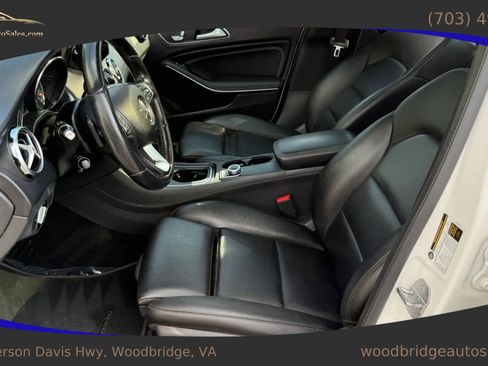 Used 2019 Mercedes-Benz GLA 250 4MATIC image 16