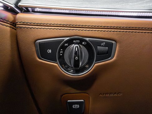 Used 2019 Mercedes-Benz AMG GT 63 S w/ Driver Assistance Package image 55