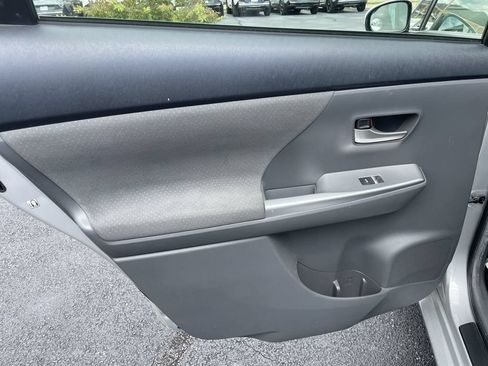 Used 2012 Toyota Prius V Two FWD image 22