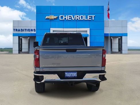 Certified 2024 Chevrolet Silverado 2500 LT image 8
