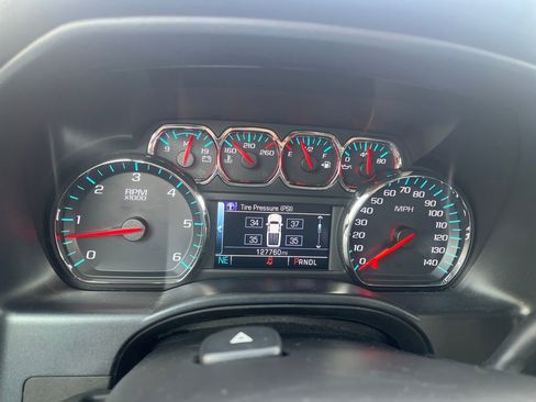 Used 2018 Chevrolet Silverado 1500 LT w/ All Star Edition image 14