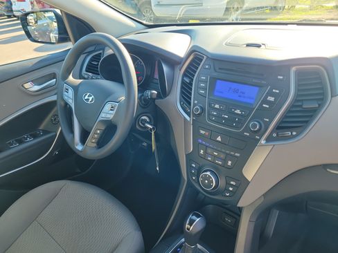 Used 2016 Hyundai Santa Fe Sport FWD image 8