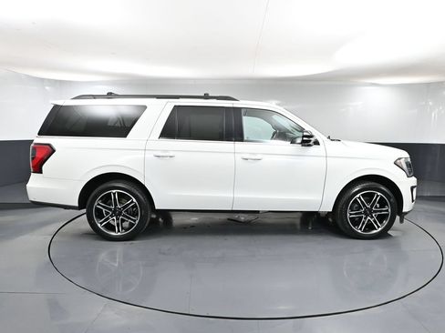 Used 2021 Ford Expedition Max Limited AWD/4WD image 3