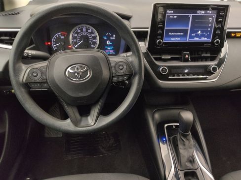 Used 2021 Toyota Corolla LE image 22