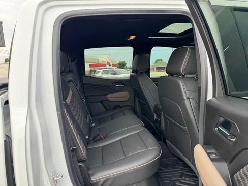 Used 2026 GMC Canyon Denali AWD/4WD image 10