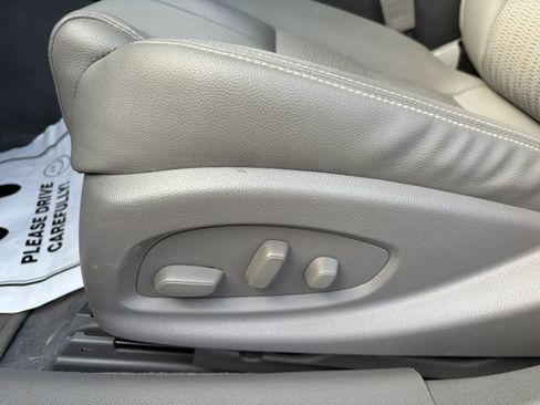 Used 2018 Chevrolet Impala LS FWD image 23