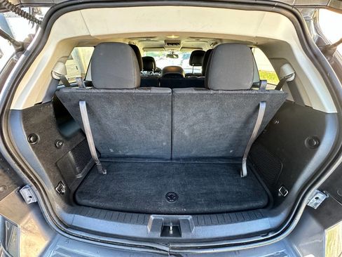 Used 2020 Dodge Journey SE w/ SE Popular Equipment Group image 6