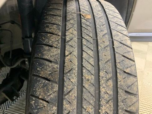 Used 2013 Ford Edge Limited AWD/4WD image 30