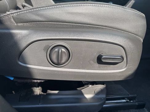 Used 2022 Buick Encore GX Essence w/ Advanced Technology Package AWD/4WD image 16