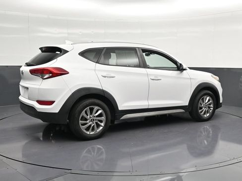 Used 2018 Hyundai Tucson SEL FWD image 3