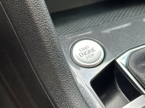 Used 2022 Volkswagen Tiguan S FWD image 24