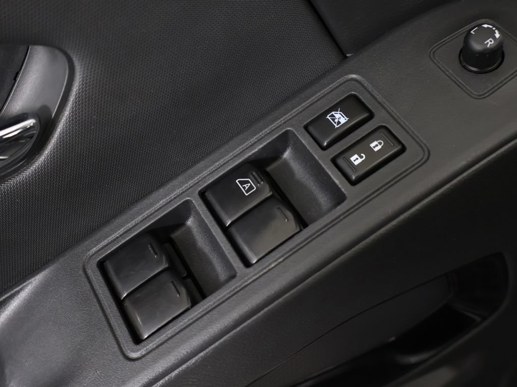 Used 2022 Nissan Frontier PRO-4X w/ Pro-4X Premium Package AWD/4WD image 43