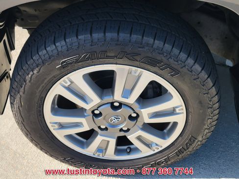 Used 2015 Toyota Tundra SR image 9