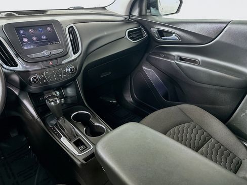 Used 2021 Chevrolet Equinox LT FWD image 21