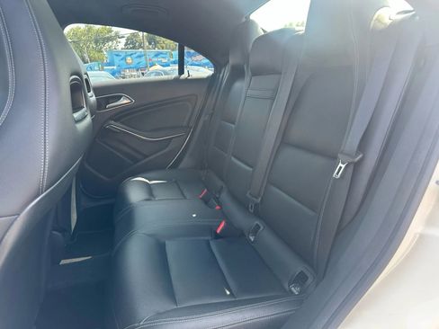 Used 2018 Mercedes-Benz CLA 250 4MATIC image 17