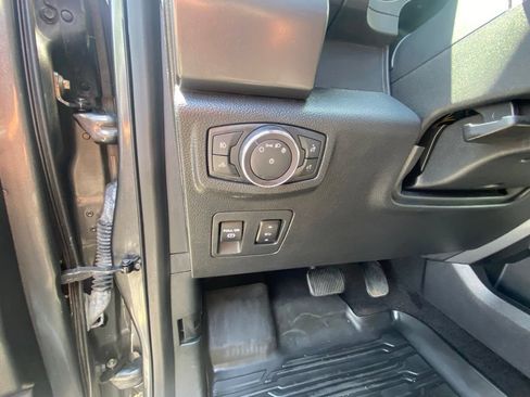 Used 2018 Ford F150 XLT w/ Equipment Group 302A Luxury AWD/4WD image 12