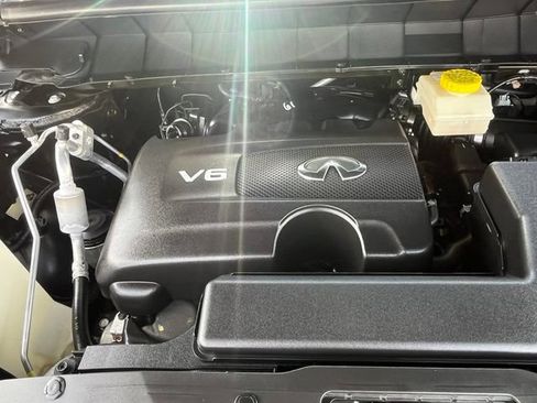 Certified 2024 INFINITI QX60 Luxe w/ Performance Audio Package FWD image 28