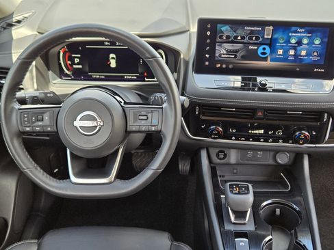 Used 2024 Nissan Rogue SL FWD image 26