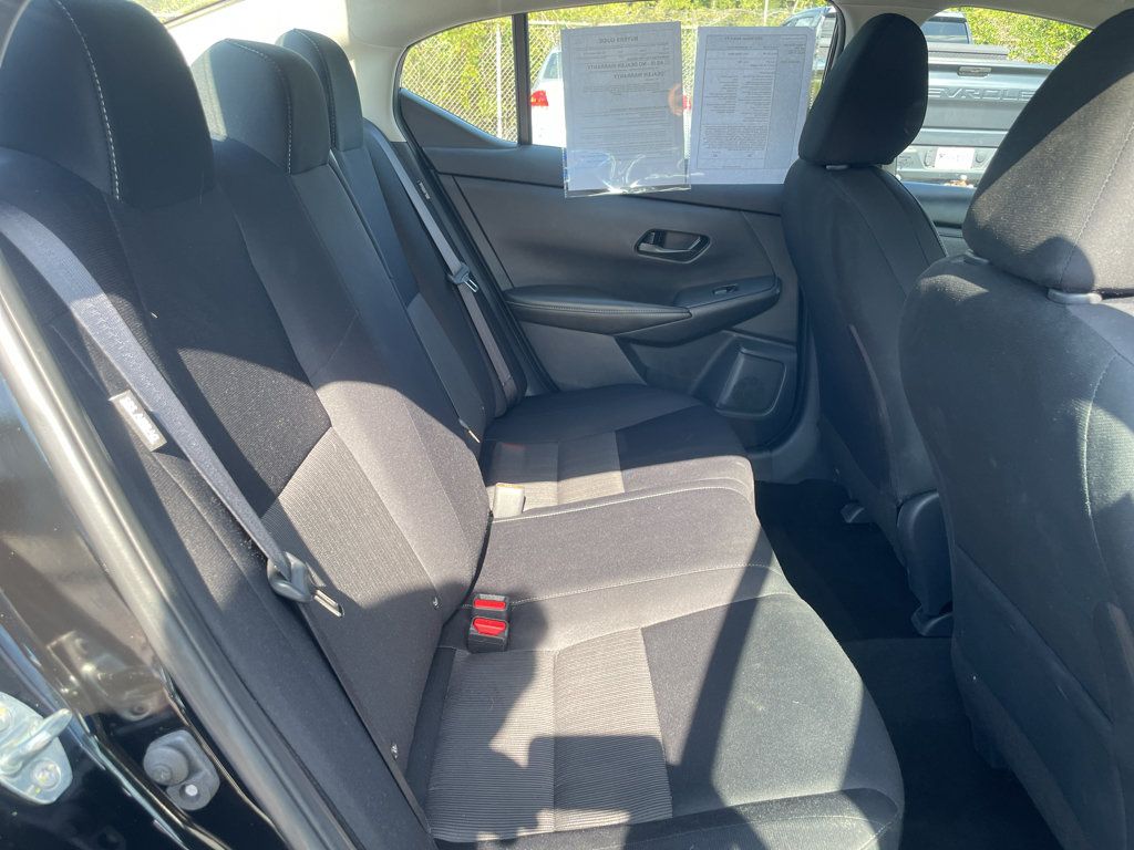 Used 2025 Nissan Sentra SV FWD image 10