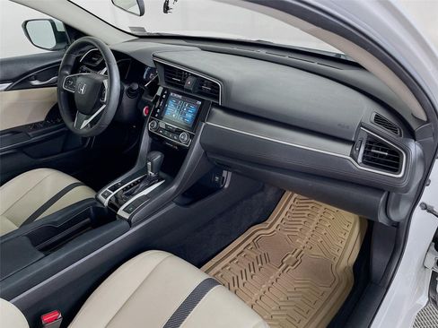 Used 2016 Honda Civic EX image 29