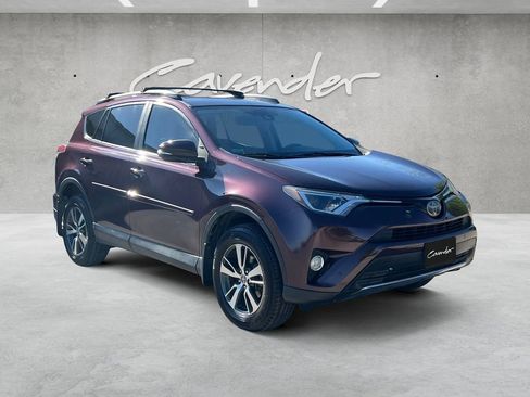 Used 2017 Toyota RAV4 XLE image 2