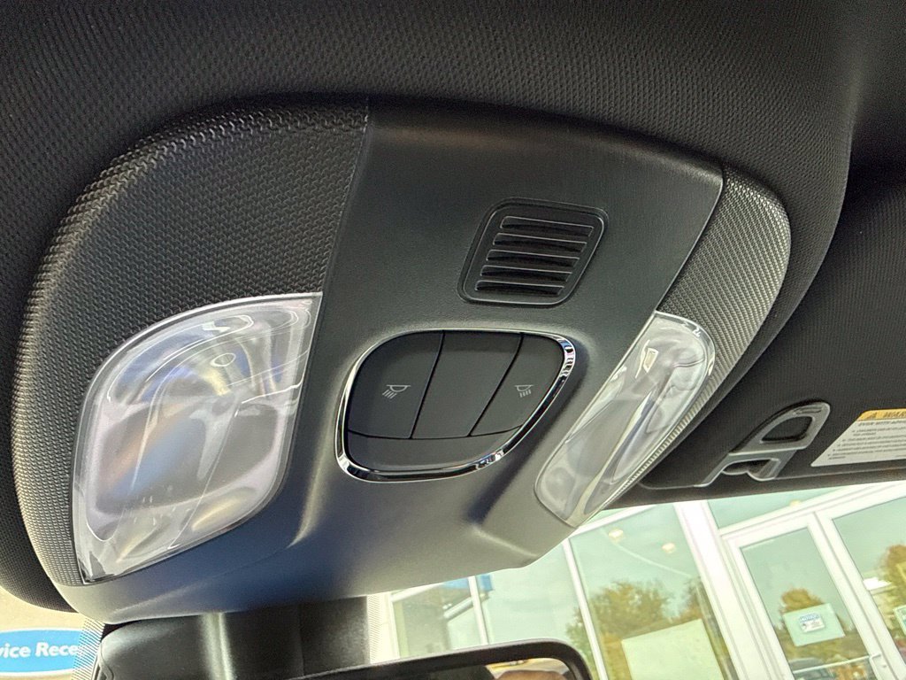 Used 2025 Jeep Compass Sport AWD/4WD image 36