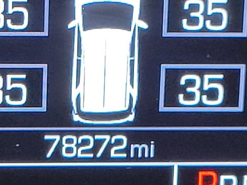 Used 2018 Chevrolet Equinox LT w/ Sun & Infotainment Package image 3