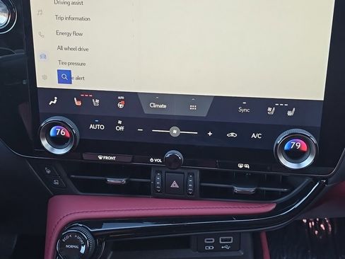 Used 2024 Lexus NX 300h AWD w/ Luxury Package image 23