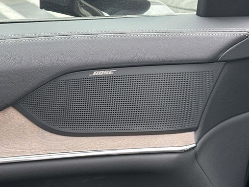 New 2025 Volvo EX90 Plus image 13